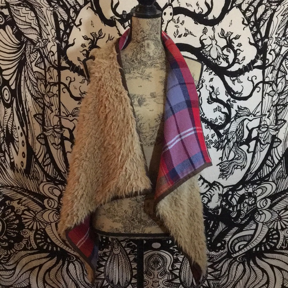 Reversible furry vest